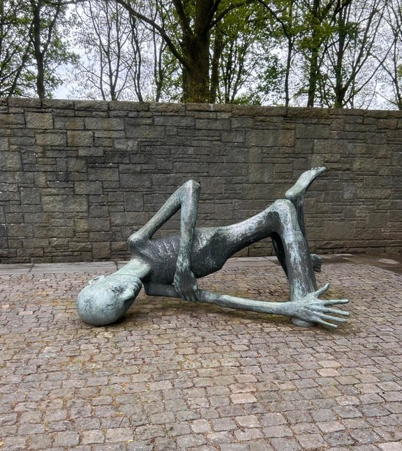 Bild2_Gedenkstaettenfahrt.jpg