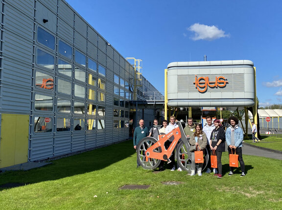 2022_09_Igus-Besuch.jpg