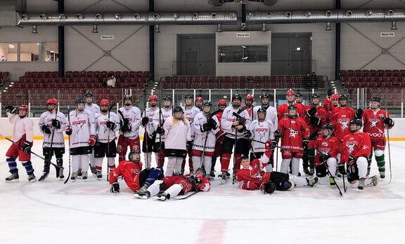 2019TAHR_eishockey2.jpeg